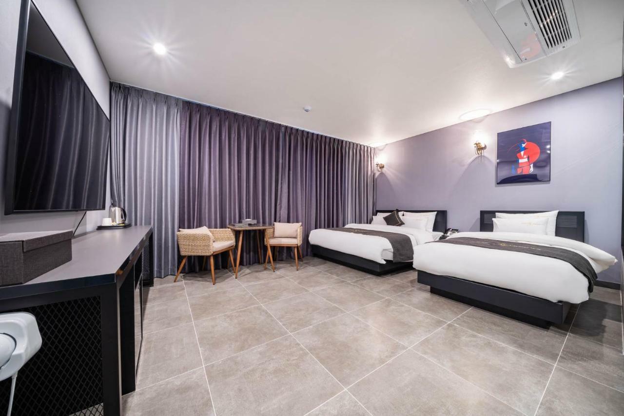 Pyeongtaek Hermes Hotel Екстериор снимка