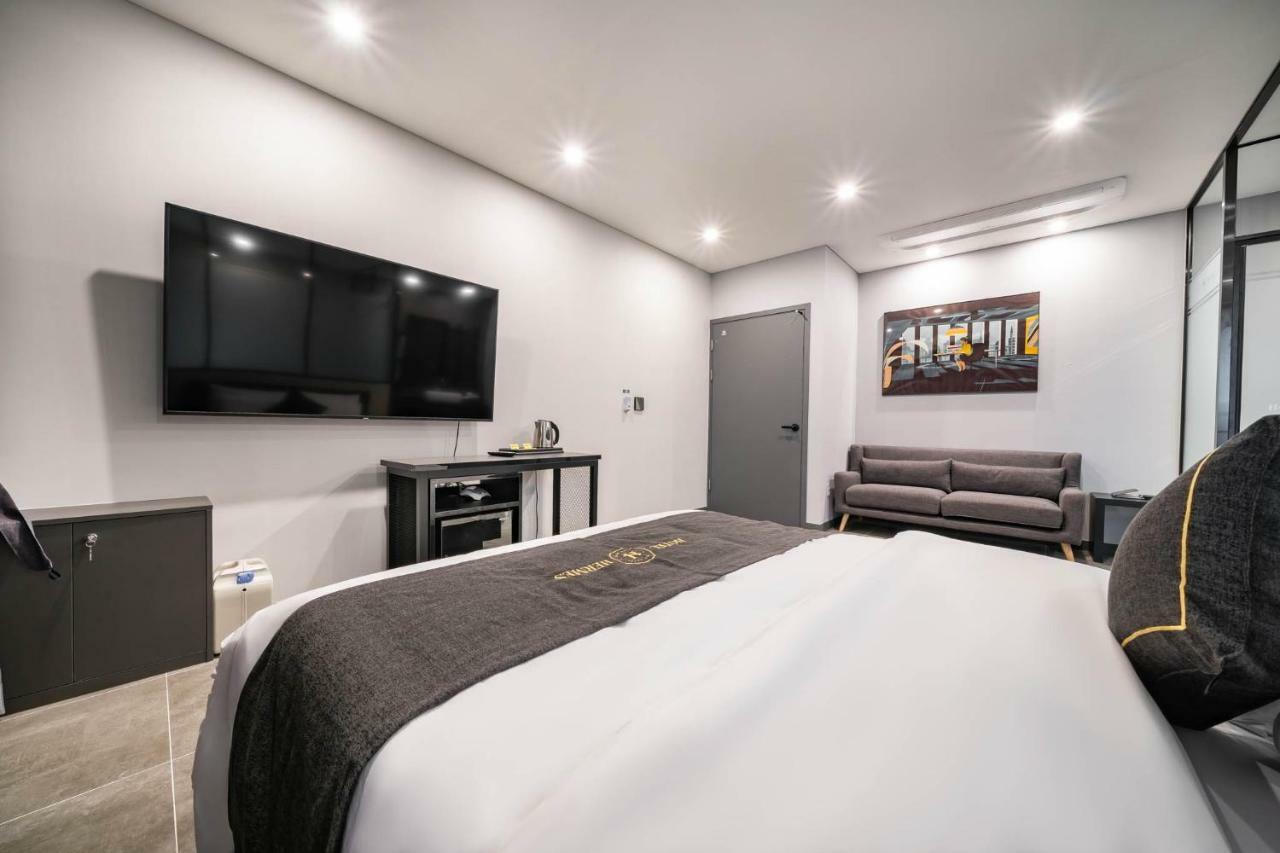 Pyeongtaek Hermes Hotel Екстериор снимка