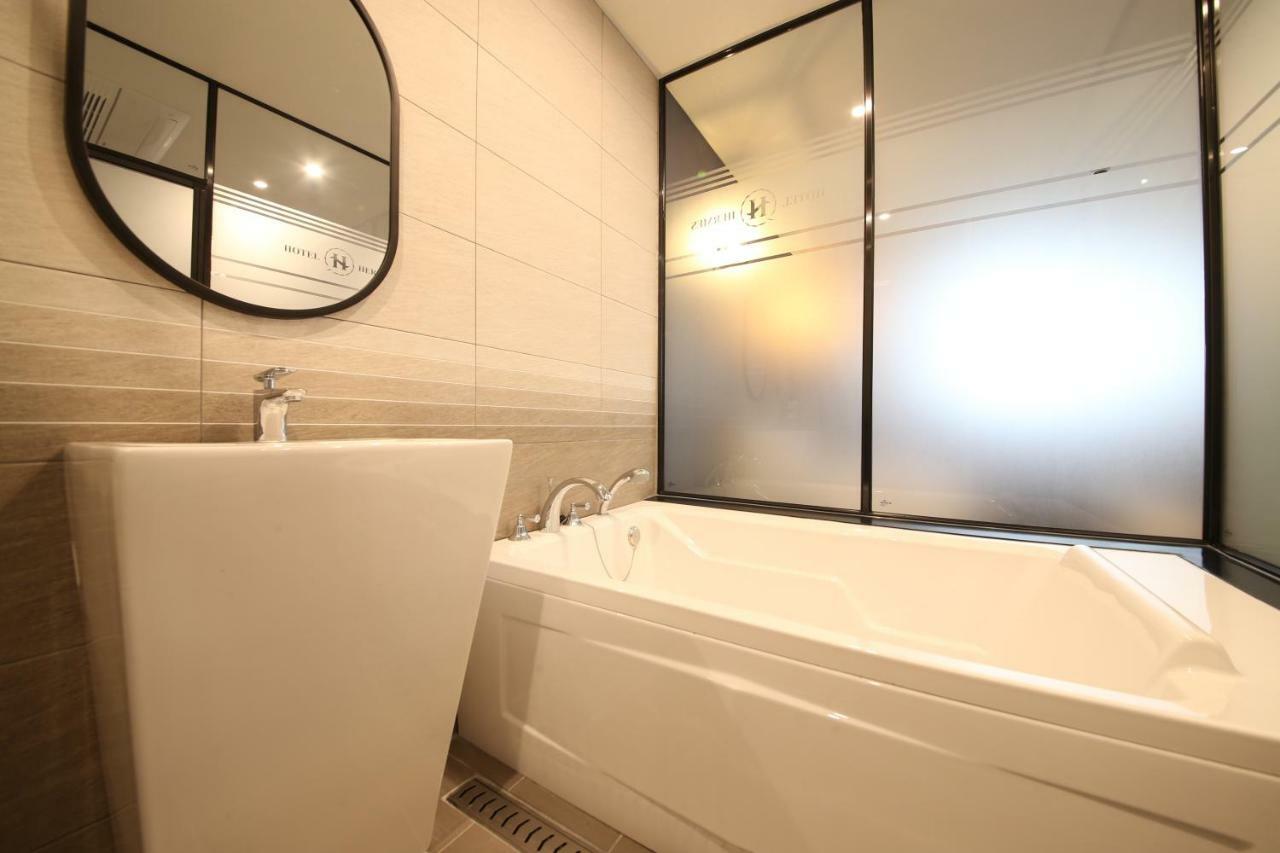 Pyeongtaek Hermes Hotel Екстериор снимка